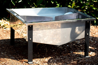 solar wax melter for honey harvest